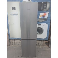 Холодильник Bosch KGN39VI45