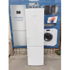 Холодильник Bosch KGV39X04